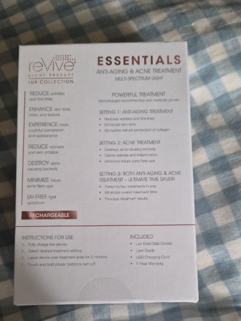 ReVive Essentials Anti-Aging & Acne Treatment Multi Spectrum Light - Picture 3 of 5